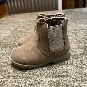 5/$15 Garanimals Tan Booties